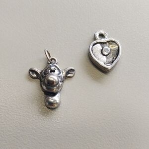 1/2" Silver Metal Tigger and Heart Charms